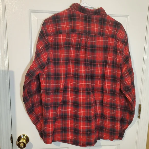 Eddie Bauer Men's XL Red Flannel Plaid Classic Fit Long Sleeve Collared shirt - Picture 4 of 5